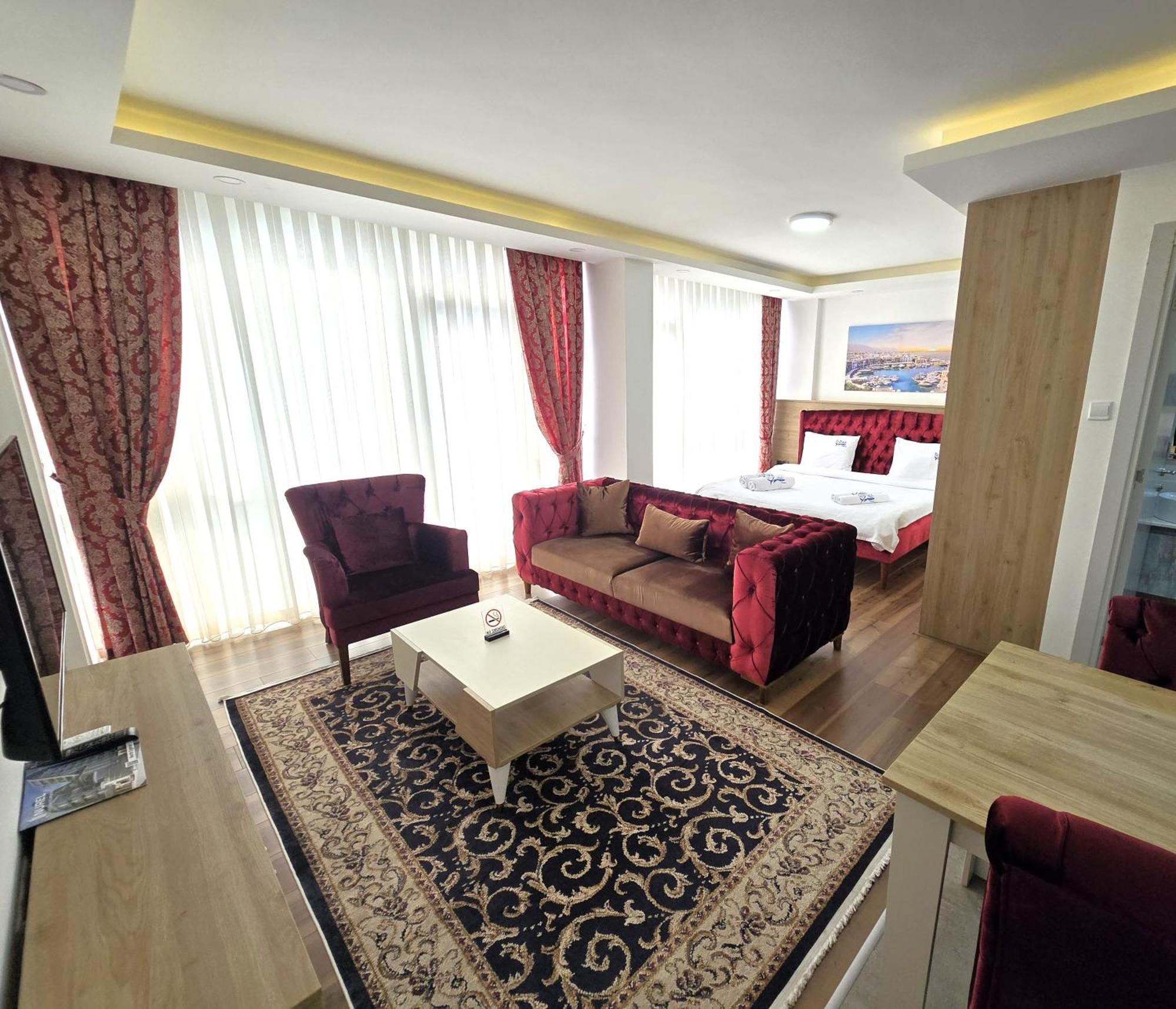 Nurel Shark Residence Kyrenia  Exteriör bild